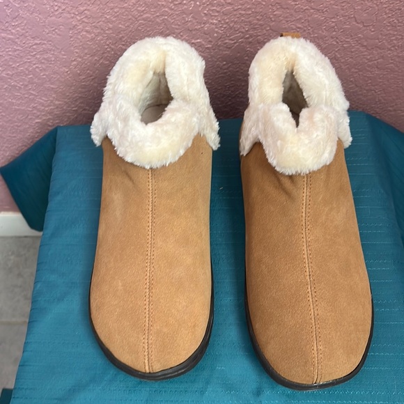 Tempur-Pedic Shoes - TempurPedic Vallery Bootie Slipper